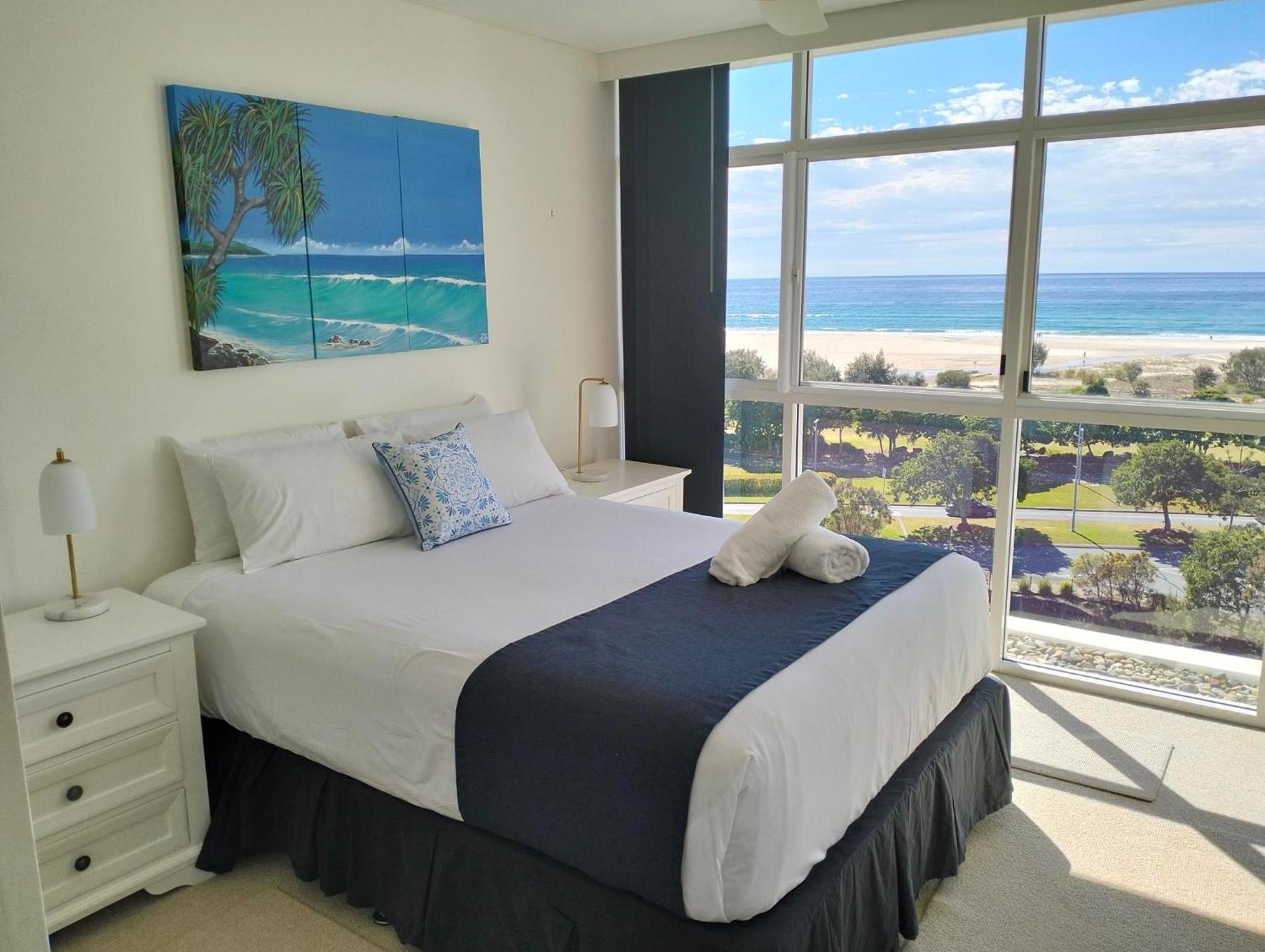 Kirra Surf Apartments Голд-Кост Экстерьер фото