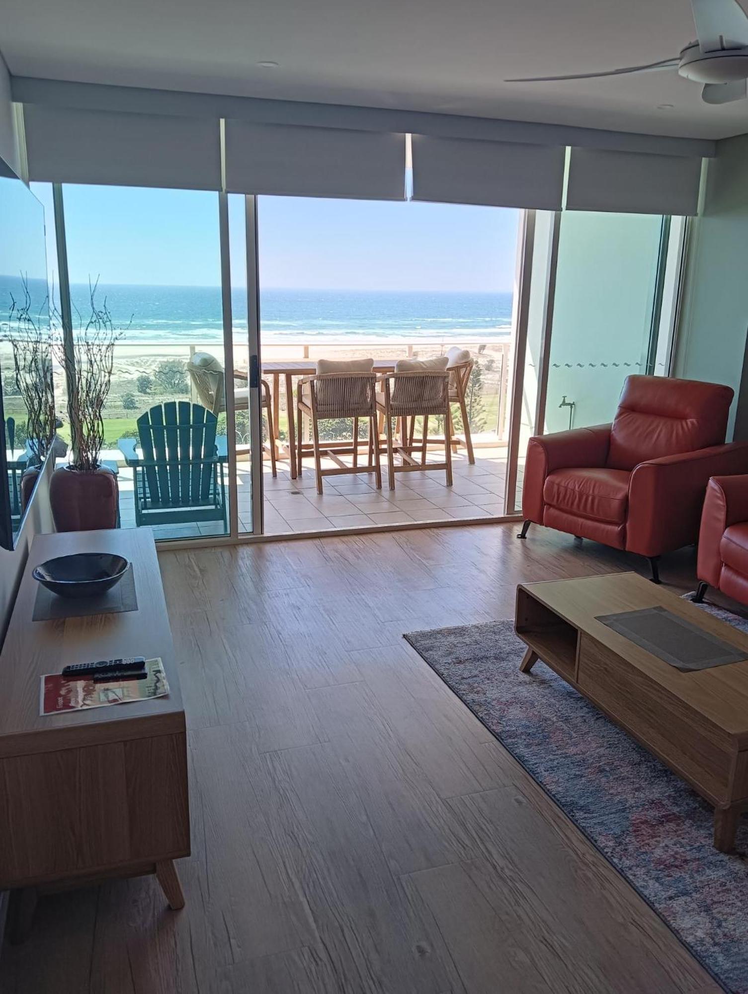 Kirra Surf Apartments Голд-Кост Экстерьер фото
