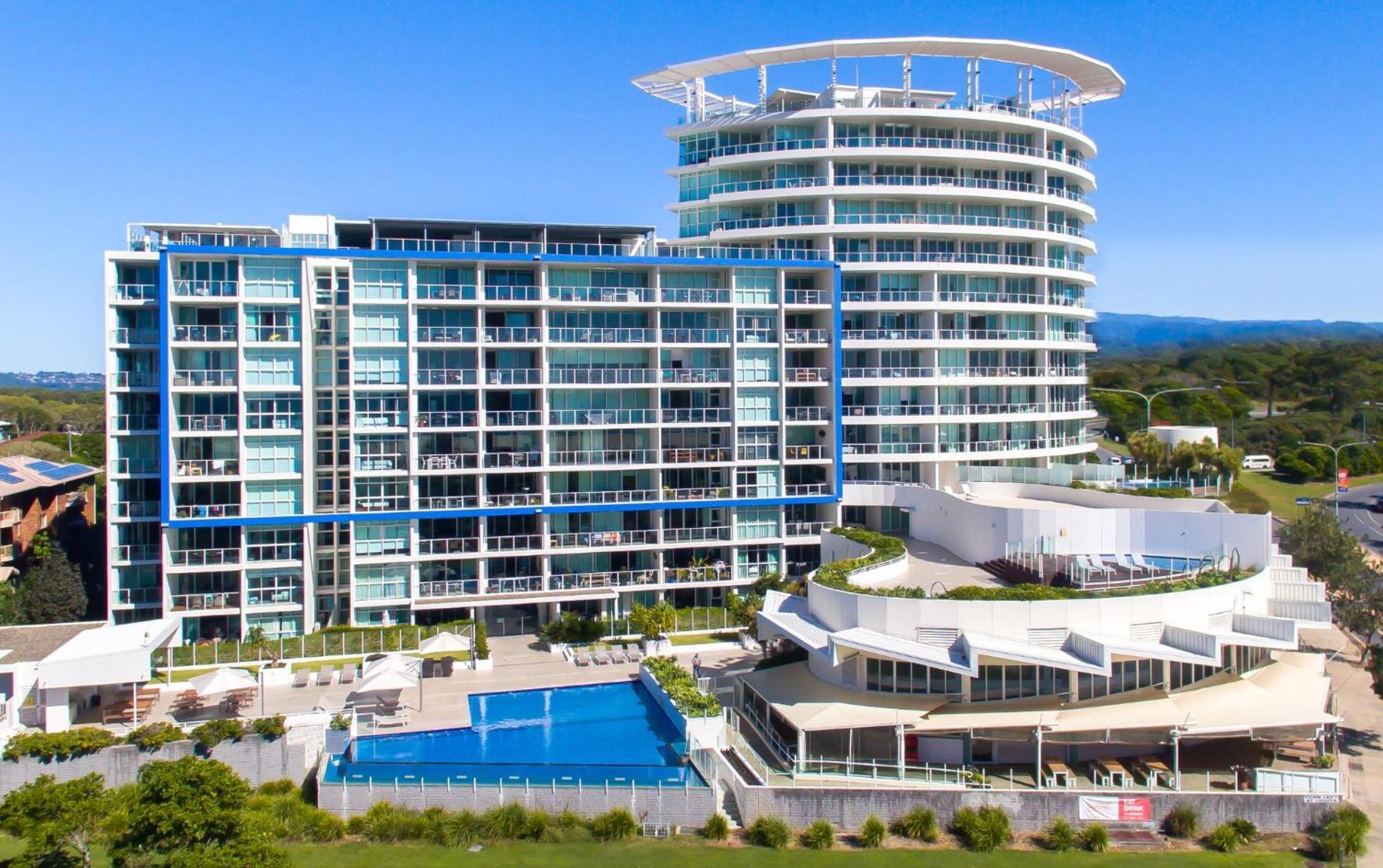 Kirra Surf Apartments Голд-Кост Экстерьер фото