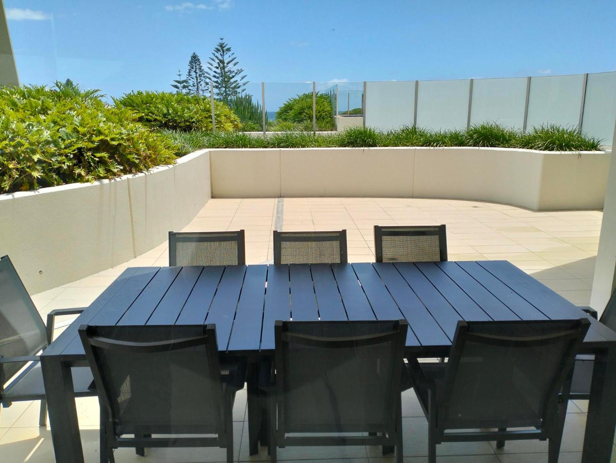 Kirra Surf Apartments Голд-Кост Экстерьер фото